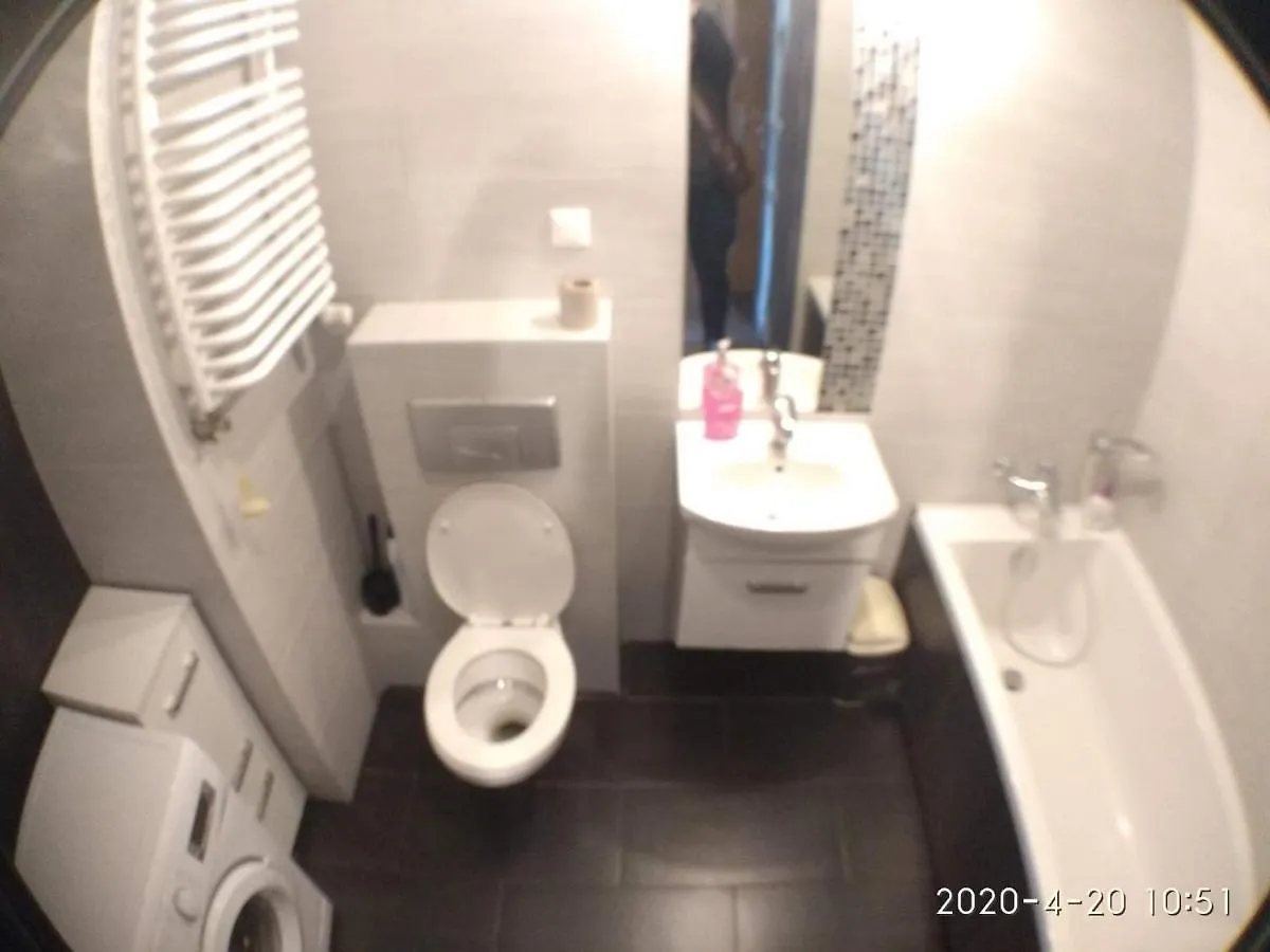 2060 Zwyciestwa 5G - Tanie Pokoje W Apartamencie - Samodzielne Zameldowanie - Self Check In Poznan 0*,  Poland